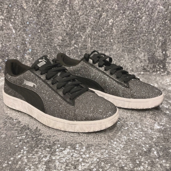 Puma - Picture 1 of 2